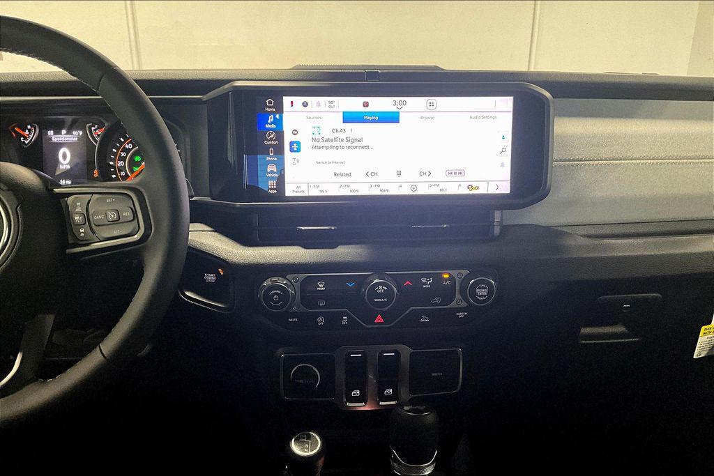 new 2025 Jeep Wrangler car, priced at $42,750