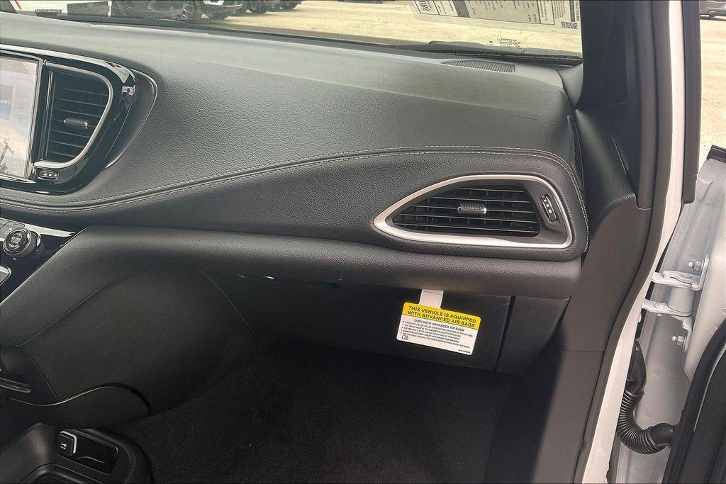 new 2026 Chrysler Pacifica car, priced at $47,065