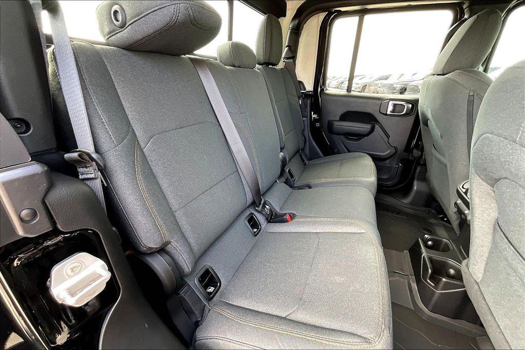 new 2025 Jeep Gladiator car, priced at $49,845