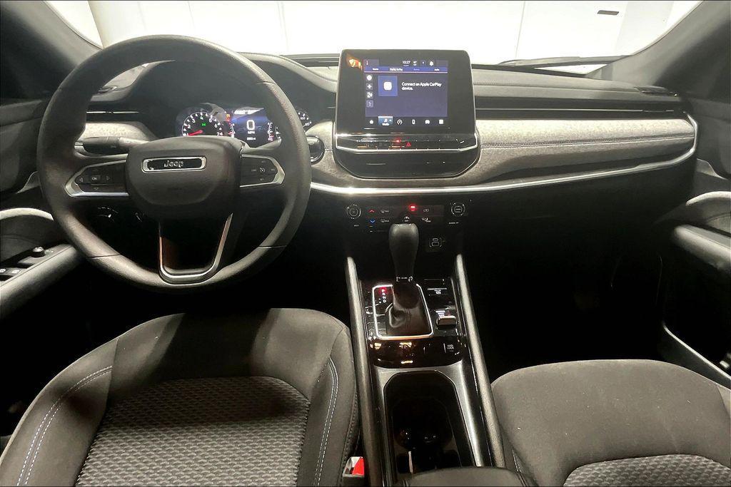 new 2025 Jeep Compass car, priced at $25,545