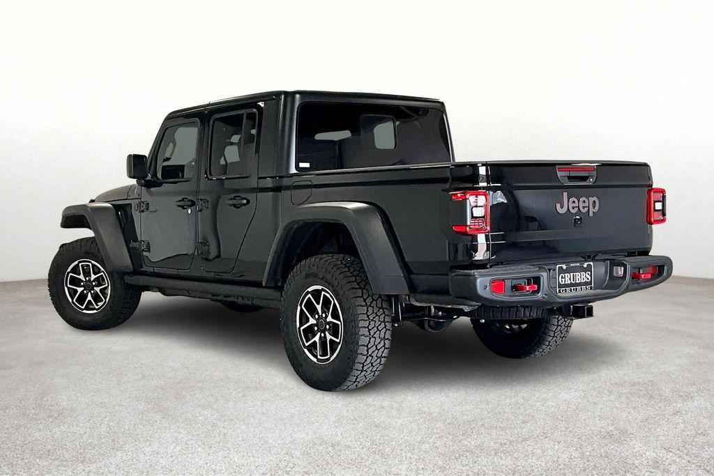 new 2025 Jeep Gladiator car, priced at $60,695