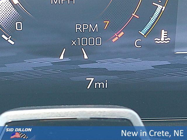 new 2025 Chevrolet Traverse car, priced at $50,125