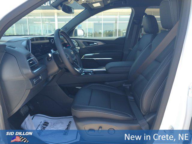 new 2025 Chevrolet Traverse car, priced at $50,125