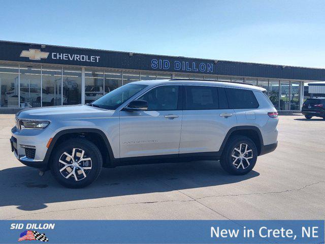 new 2024 Jeep Grand Cherokee L car, priced at $52,295