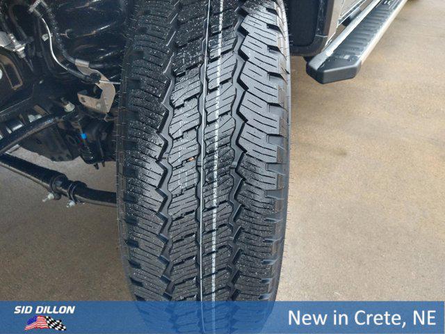 new 2025 Ford F-250 car, priced at $76,715