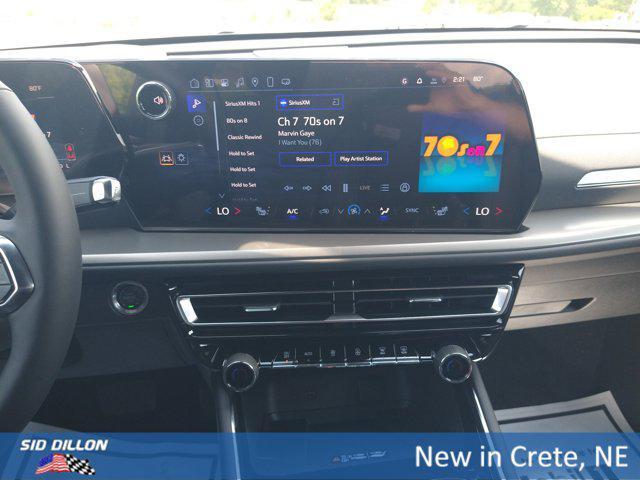 new 2025 Chevrolet Traverse car, priced at $49,630