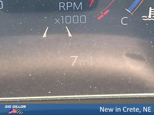 new 2025 Chevrolet Traverse car, priced at $49,630