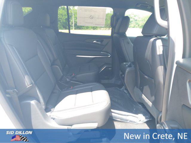 new 2025 Chevrolet Traverse car, priced at $49,630