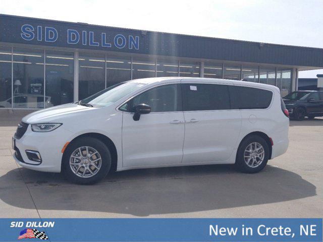 new 2024 Chrysler Pacifica car, priced at $44,800