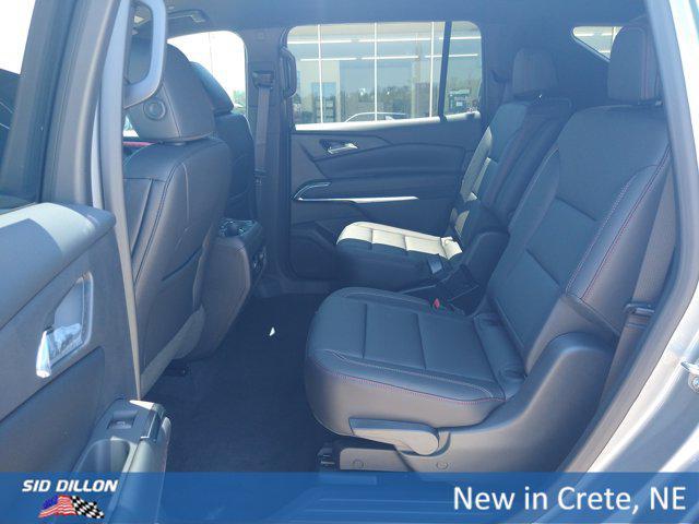 new 2025 Chevrolet Traverse car, priced at $52,045