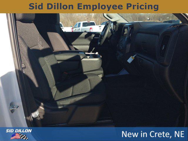 new 2025 Chevrolet Silverado 1500 car, priced at $46,105