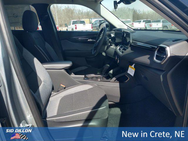 new 2025 Chevrolet TrailBlazer car, priced at $27,285