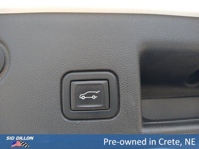 used 2023 Chevrolet Equinox car, priced at $25,999
