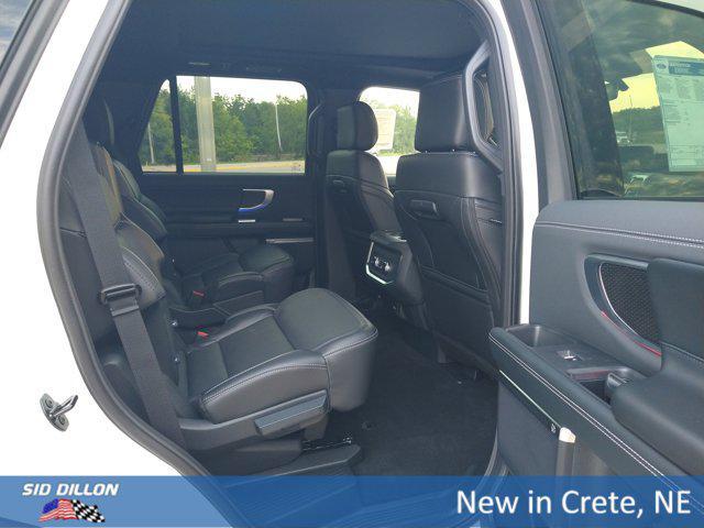new 2025 Ford Expedition car, priced at $79,573