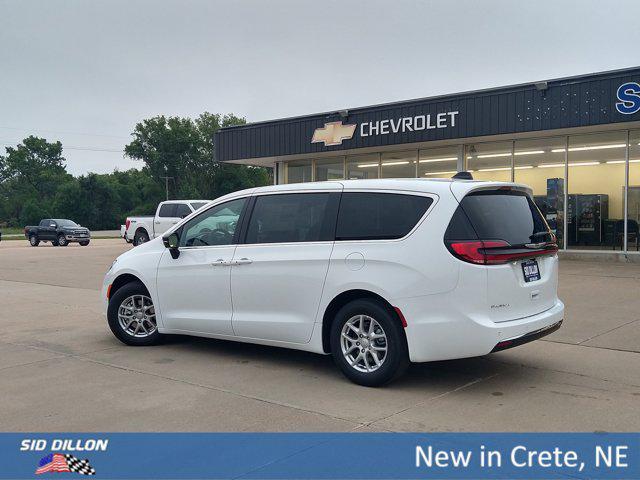 new 2026 Chrysler Pacifica car, priced at $43,240