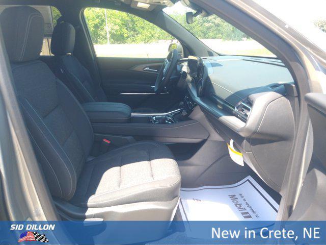 new 2025 Chevrolet Traverse car, priced at $46,980