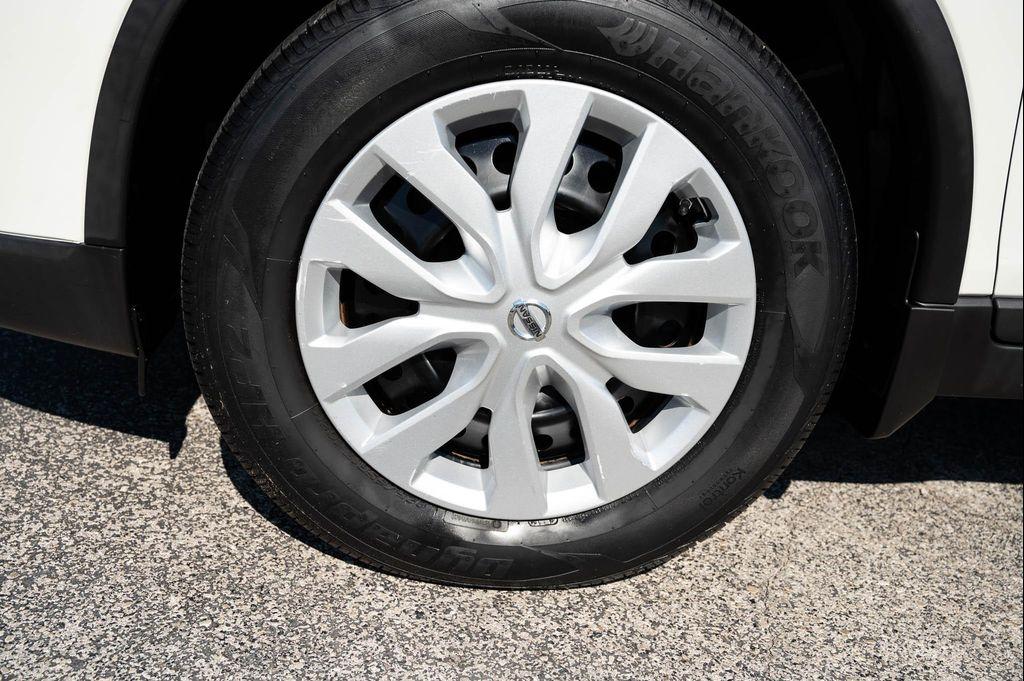 used 2015 Nissan Rogue car, priced at $11,995