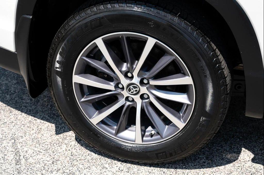 used 2019 Toyota Highlander car, priced at $25,995