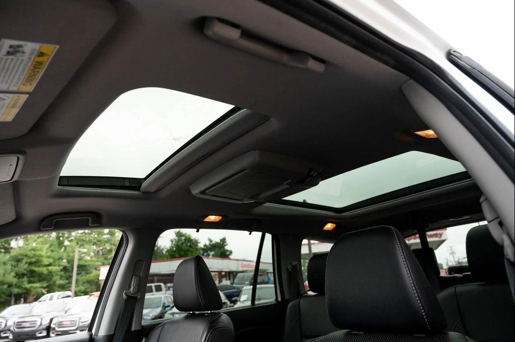 used 2020 Honda Pilot car, priced at $28,995