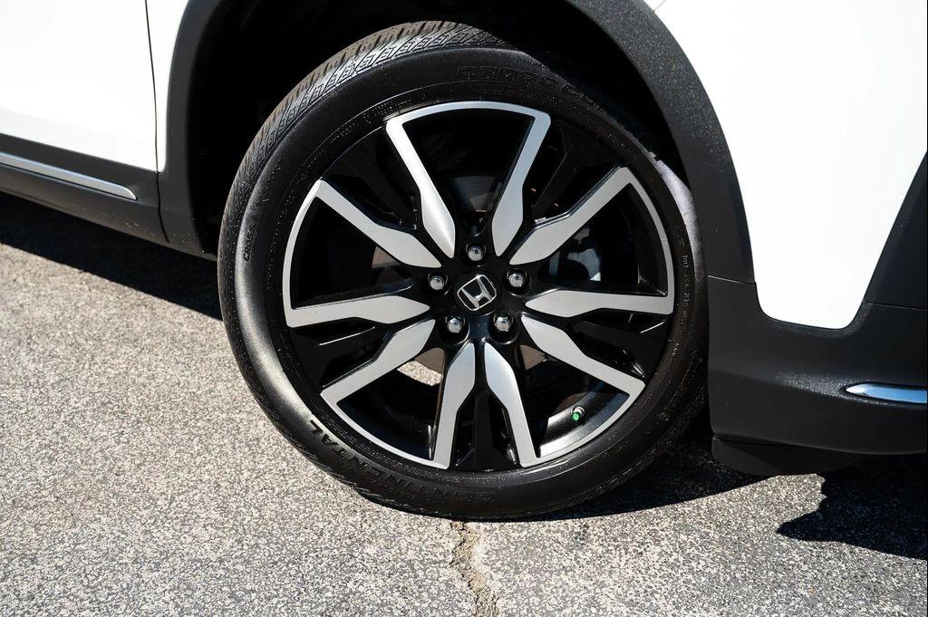 used 2020 Honda Pilot car, priced at $28,995