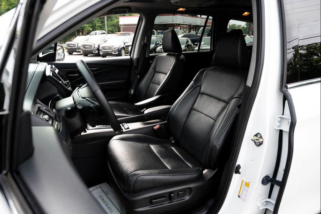 used 2020 Honda Pilot car, priced at $28,995