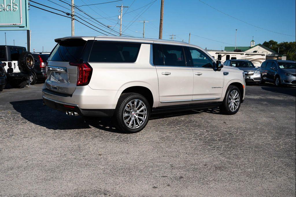 used 2021 GMC Yukon XL car, priced at $43,995
