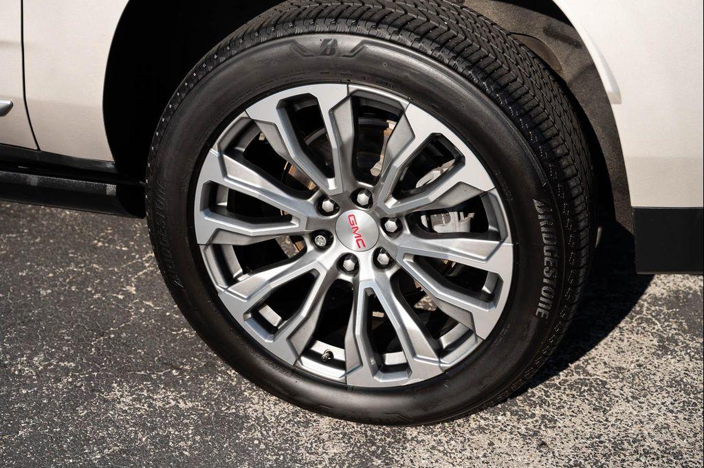 used 2021 GMC Yukon XL car, priced at $43,995