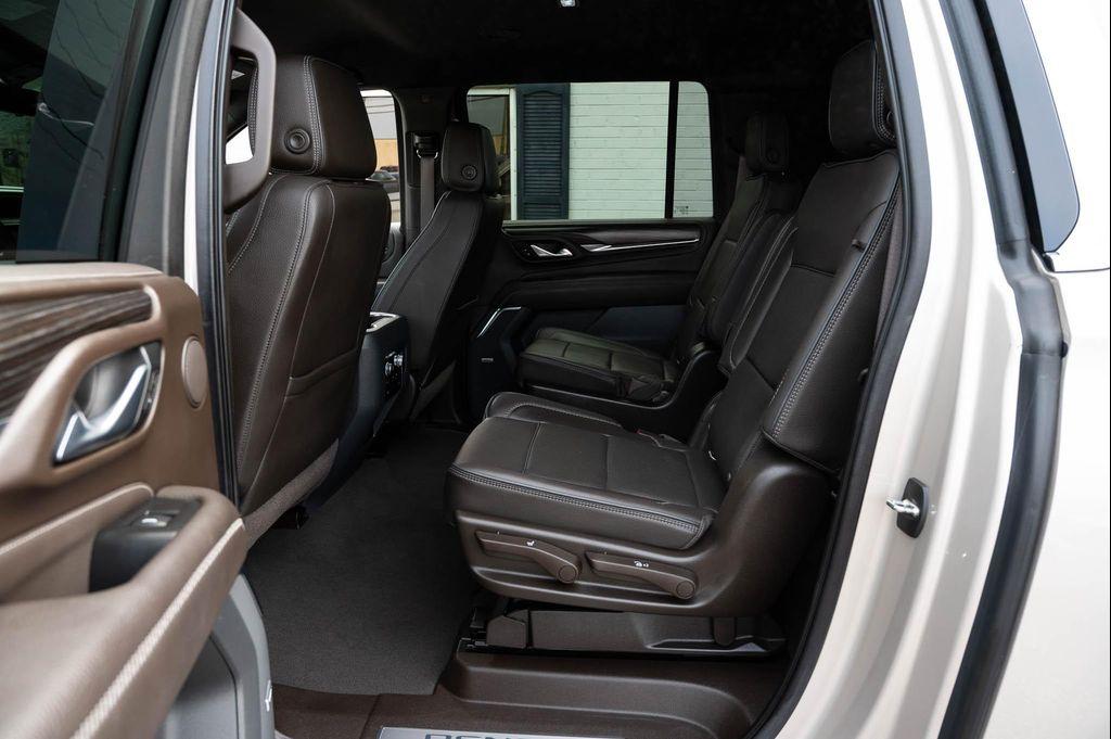 used 2021 GMC Yukon XL car, priced at $43,995