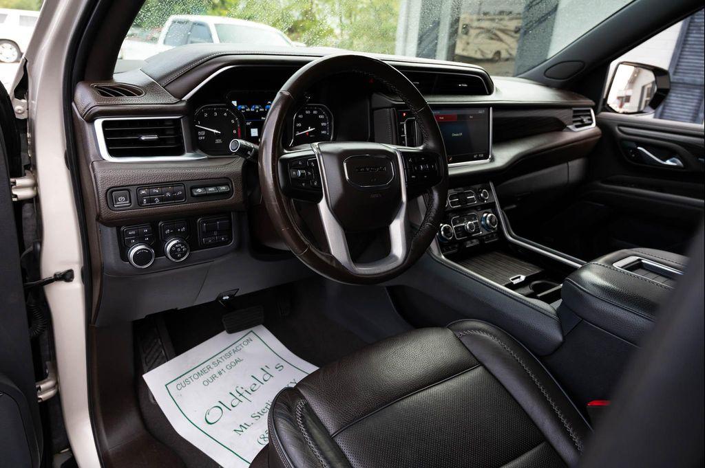 used 2021 GMC Yukon XL car, priced at $43,995