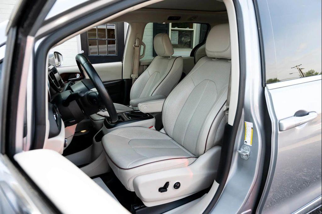 used 2020 Chrysler Pacifica car, priced at $22,495