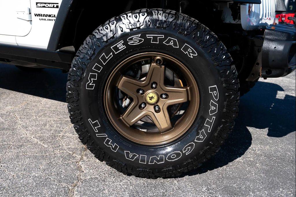 used 2015 Jeep Wrangler Unlimited car, priced at $17,995
