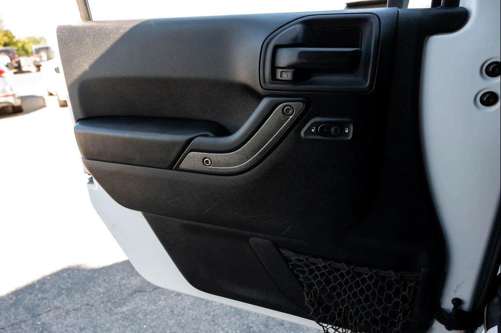 used 2015 Jeep Wrangler Unlimited car, priced at $17,995