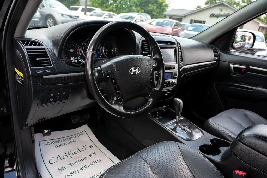 used 2009 Hyundai Santa Fe car, priced at $7,495