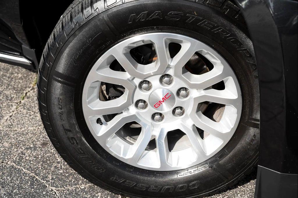 used 2020 GMC Yukon car, priced at $34,895