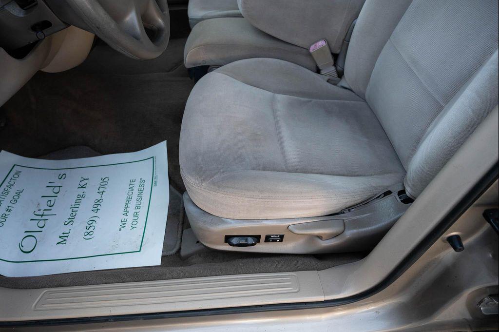 used 2002 Mercury Sable car, priced at $2,295