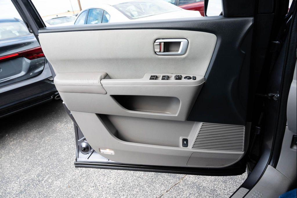 used 2015 Honda Pilot car, priced at $11,495
