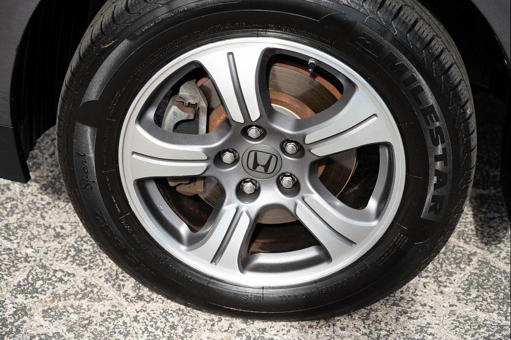 used 2015 Honda Pilot car, priced at $11,495