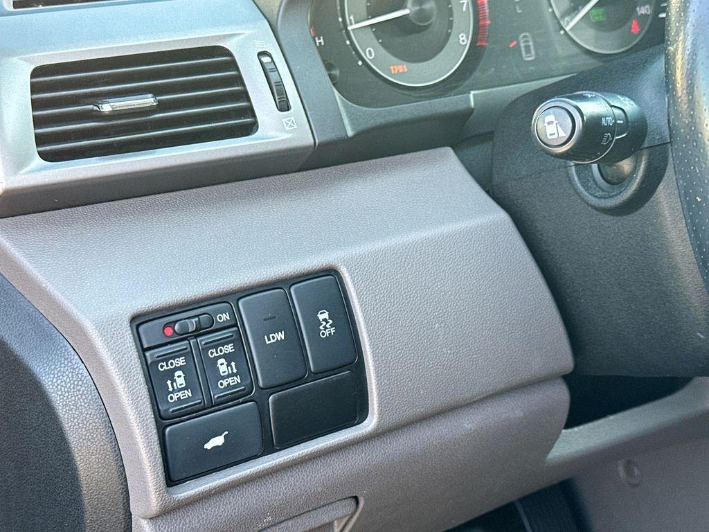 used 2015 Honda Odyssey car, priced at $11,960