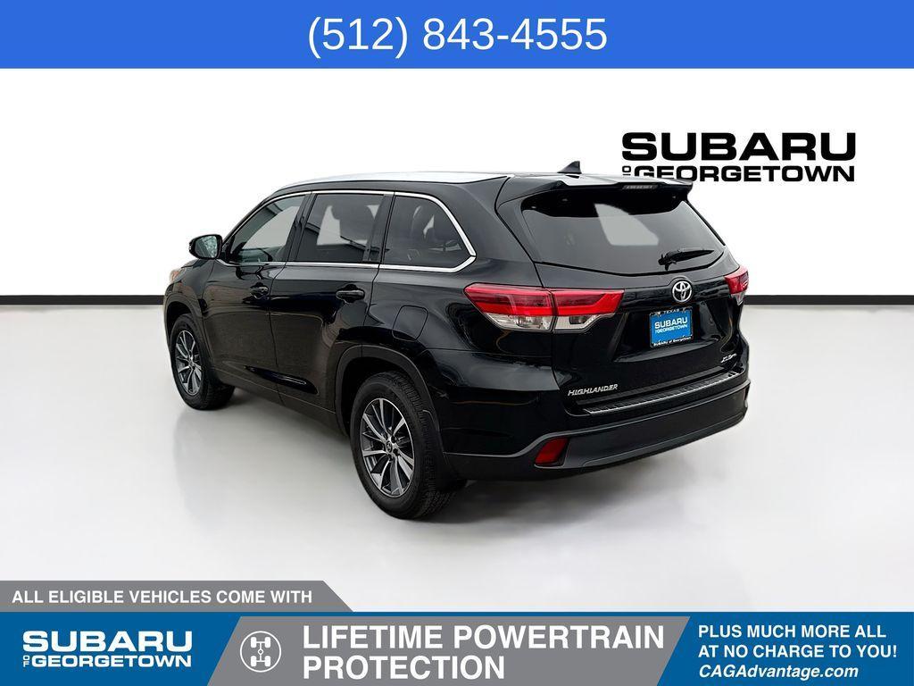 used 2019 Toyota Highlander car, priced at $27,487