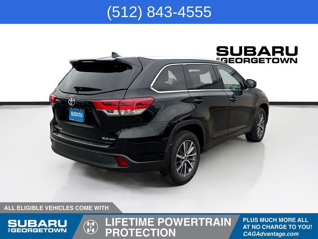 used 2019 Toyota Highlander car, priced at $27,487