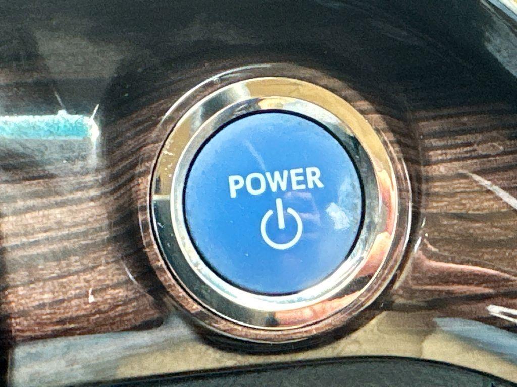 used 2014 Toyota Avalon Hybrid car, priced at $9,984