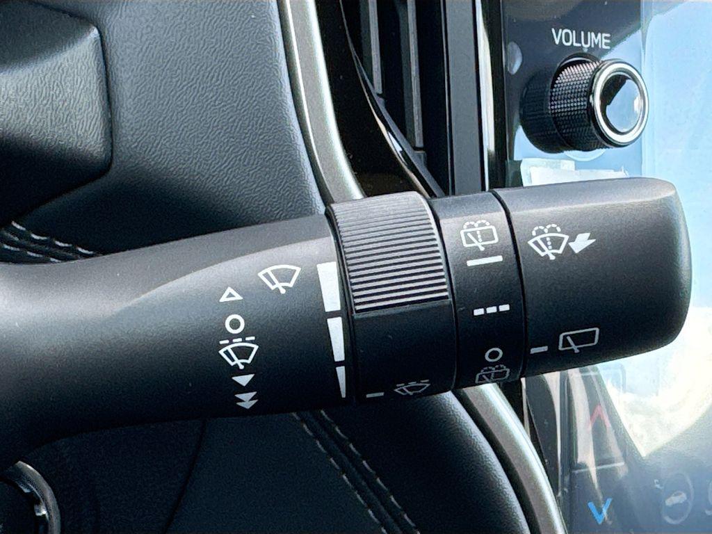 new 2025 Subaru Outback car, priced at $1,922
