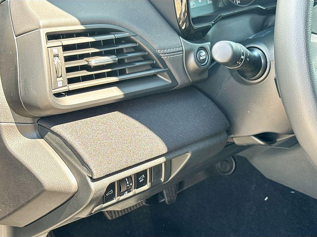 new 2025 Subaru Outback car, priced at $1,922