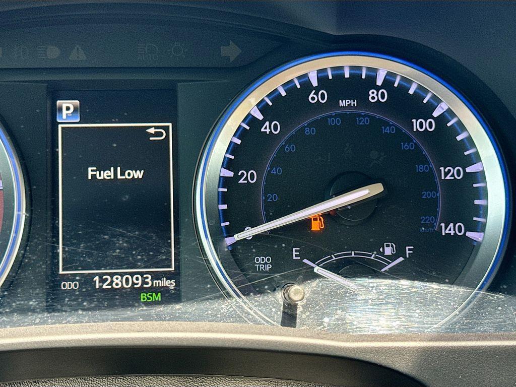used 2019 Toyota Highlander car, priced at $22,471