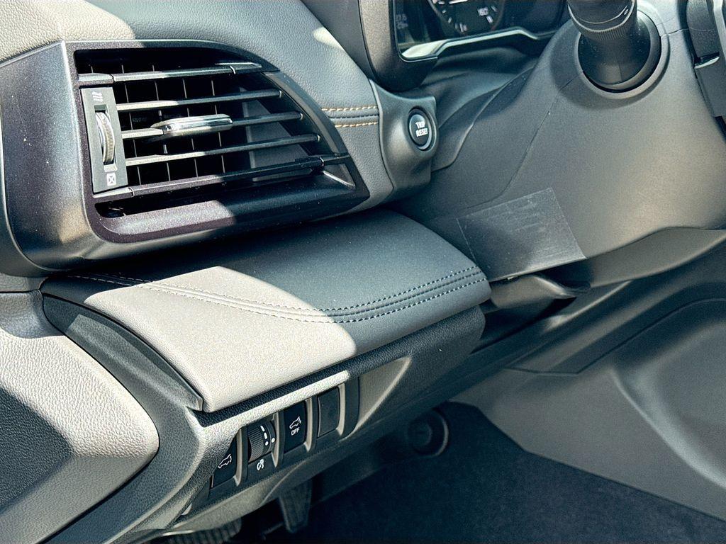 new 2025 Subaru Outback car, priced at $1,147
