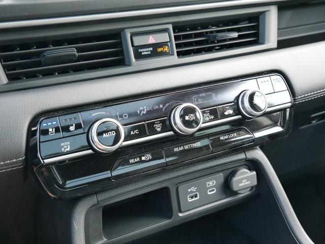 new 2025 Honda Pilot car, priced at $52,030