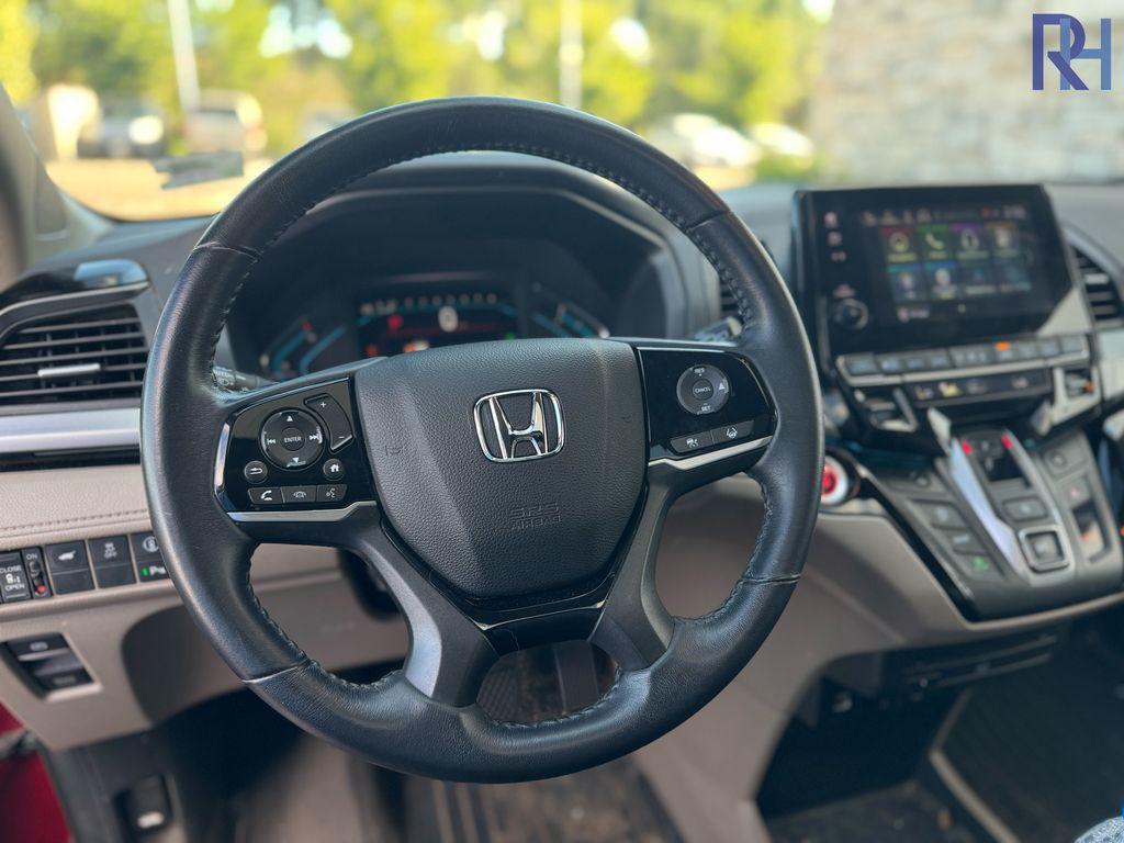 used 2023 Honda Odyssey car, priced at $34,251