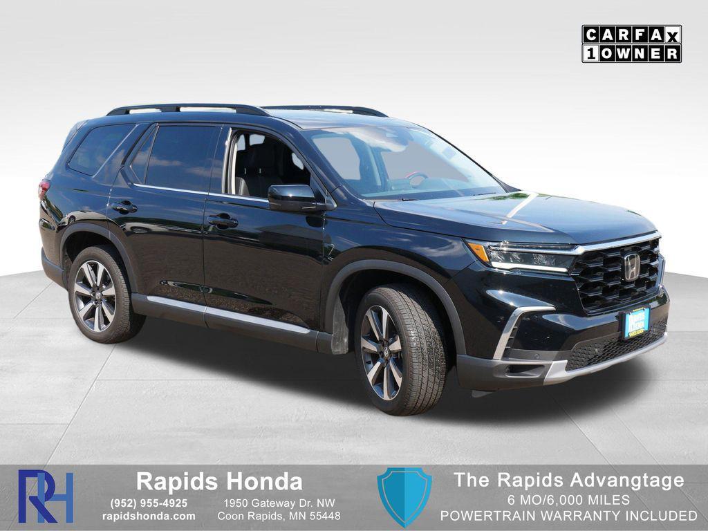 used 2025 Honda Pilot car, priced at $41,219