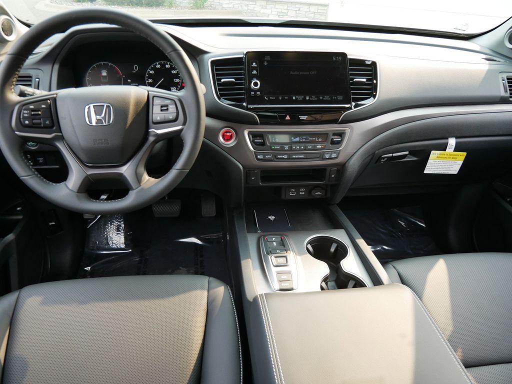 used 2025 Honda Ridgeline car, priced at $38,256