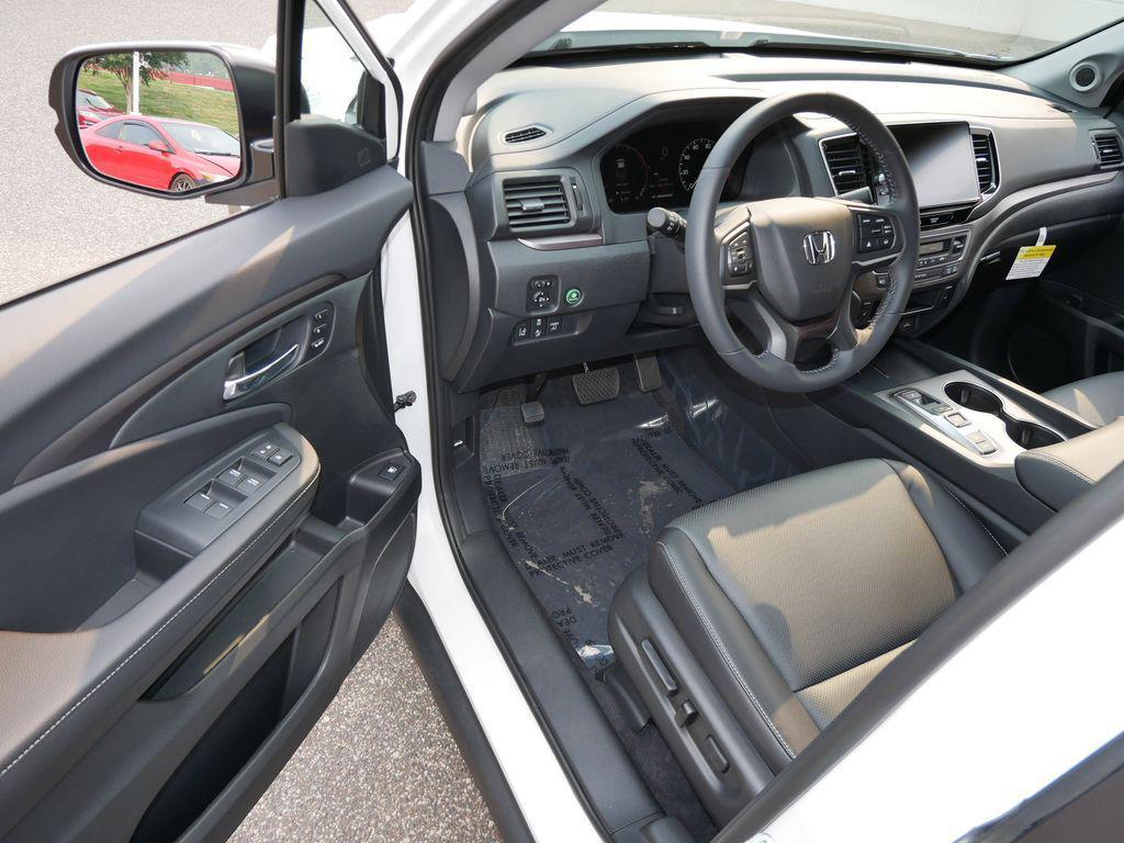 used 2025 Honda Ridgeline car, priced at $38,256